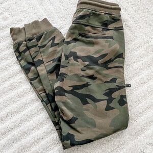 Like New! Zara Camo Cargo Joggers - Boys/Youth Size 10